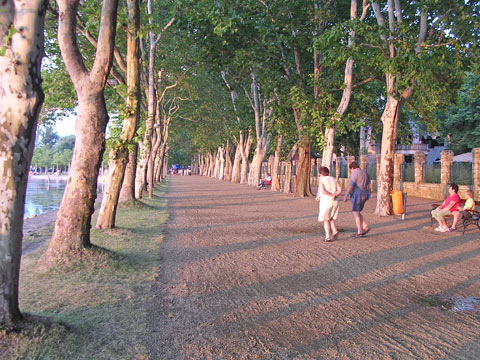 Strandpromenade in Balatonföldvár